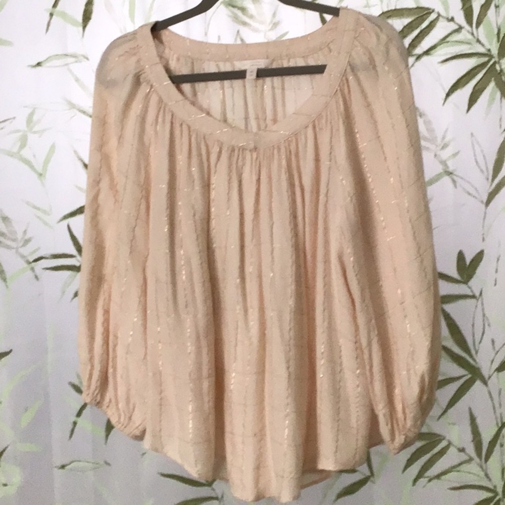 NWOT Lauren Conrad Sparkling Cream Top. MEDIUM. 98% Rayon. Gold detailing.